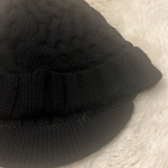 Lululemon athletica knitted black beanie small/medium - Picture 3 of 11